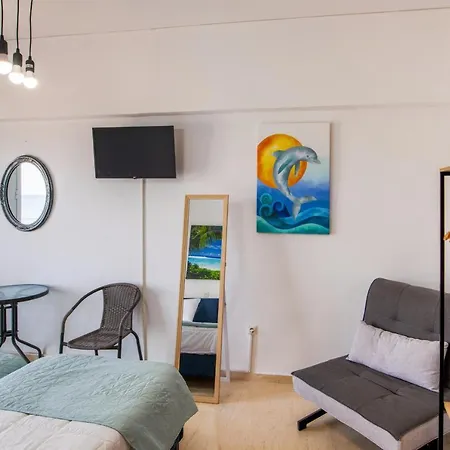 Lägenhet Sea View Flat At Ragia Beach!