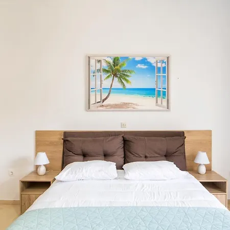 Sea View Flat At Ragia Beach!